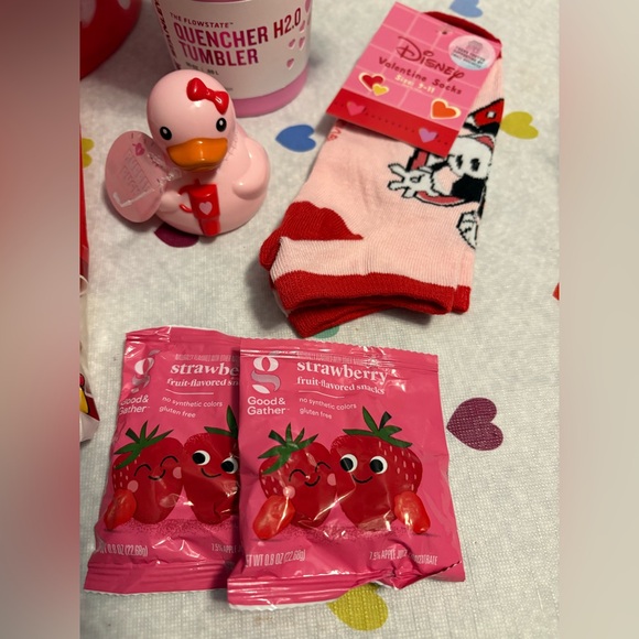 Stanley’s Valentine’s Basket - Picture 4 of 6